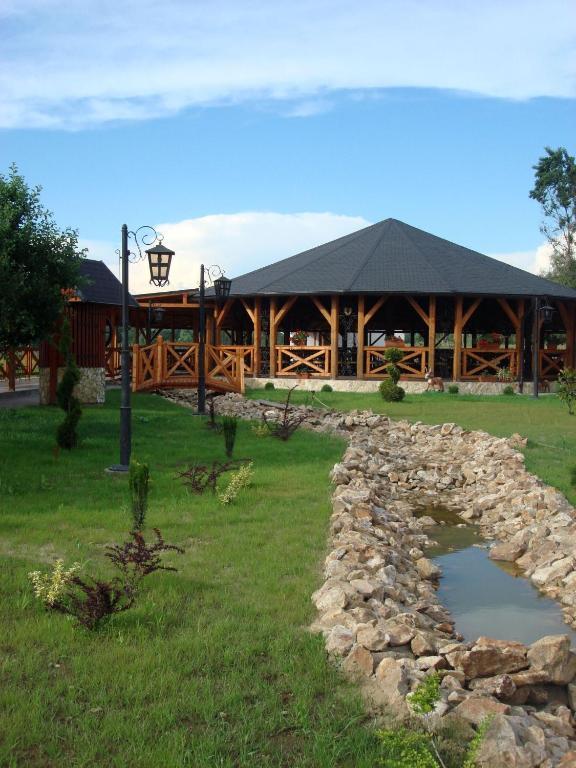 Pension La Taticu Săcălăşeni Exterior foto